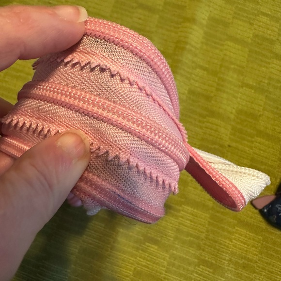 GUC zip it pouches - Picture 13 of 14